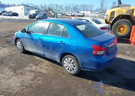 2010 Toyota Yaris z USA, uszkodzony, nr VIN JTDBT4K31A4079073